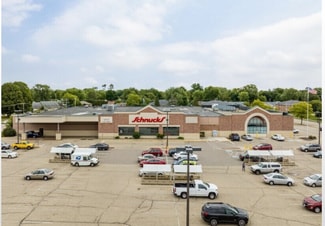 Plus de détails pour 1501 Creston Park Dr, Janesville, WI - Local commercial à vendre