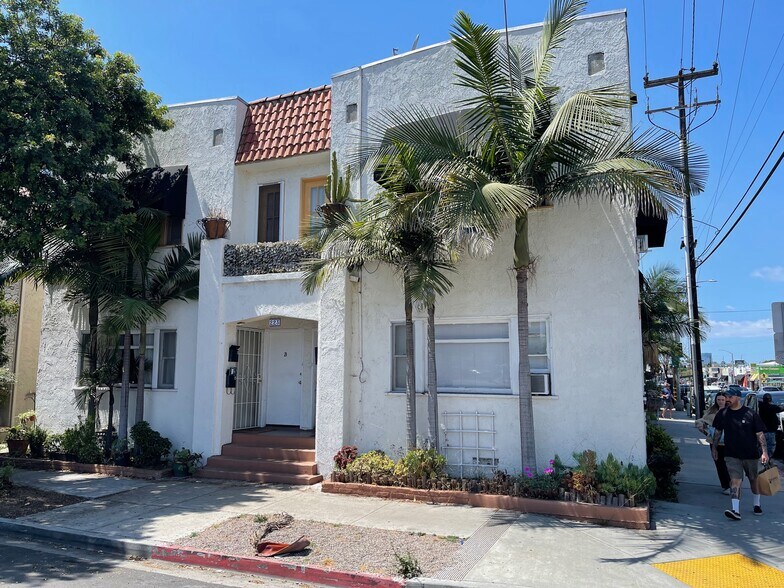 3522-3536 E Broadway, Long Beach, CA à vendre - Photo de l’immeuble – Image 3 sur 7