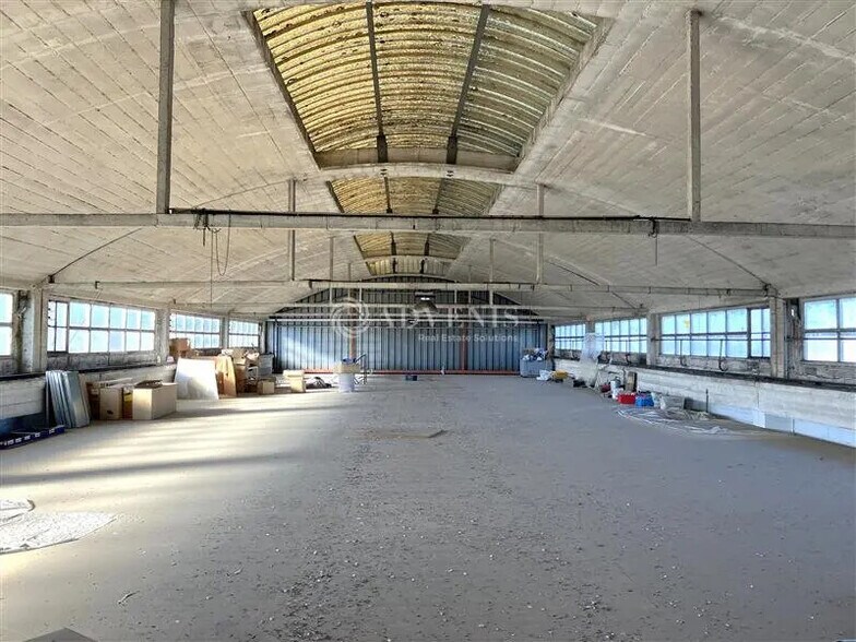 Industriel/Logistique dans Saint-Doulchard à louer - Photo de l’immeuble – Image 3 sur 3
