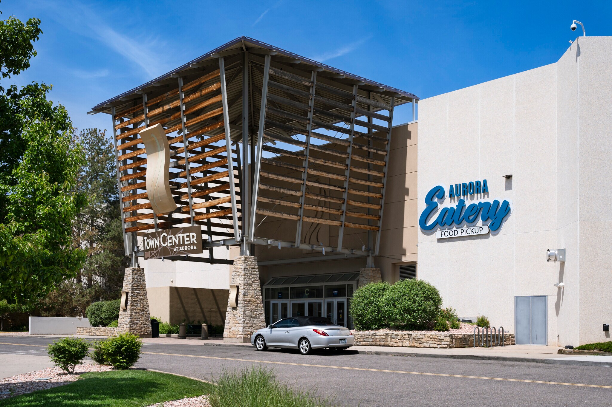 14200 E Alameda Ave, Aurora, CO à louer Photo de l’immeuble– Image 1 sur 30