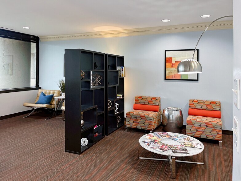 2000-2100 SouthBridge Pky, Birmingham, AL à louer - Photo intérieure – Image 3 sur 25