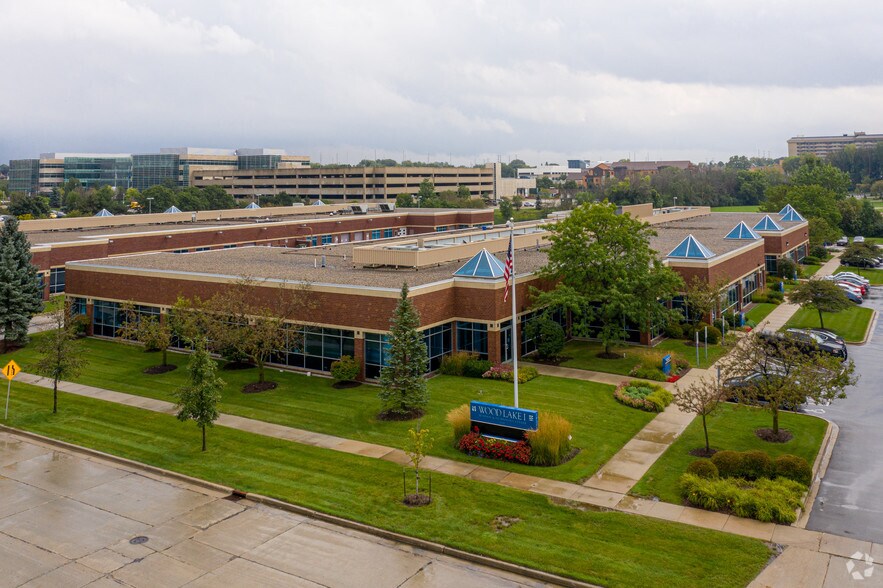 10201 Innovation Dr, Milwaukee, WI à louer - Photo de l’immeuble – Image 3 sur 5