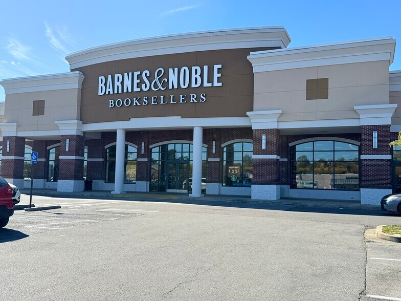 1900 N Dixie Hwy, Elizabethtown, KY à louer - Photo de l’immeuble – Image 2 sur 10