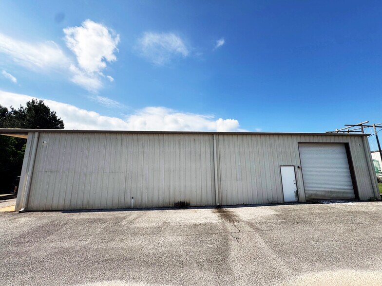 17806 Us Highway 98, Foley, AL à louer - Photo de l’immeuble – Image 3 sur 9
