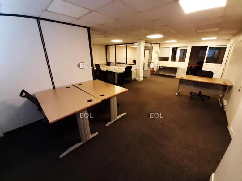 Bureau dans Châtillon à louer - Photo intérieure – Image 2 sur 10