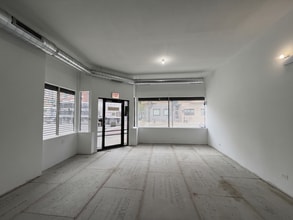 2155 W North Ave, Chicago, IL à louer Photo intérieure– Image 1 sur 7