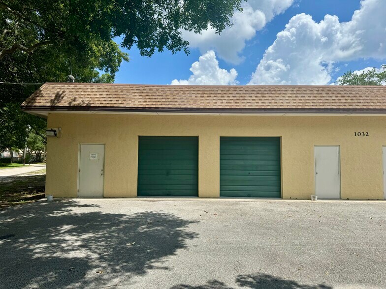 1802 Wilbur Ave, Vero Beach, FL à louer - Photo de l’immeuble – Image 2 sur 3