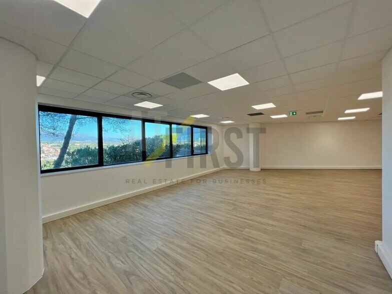 Bureau dans SOPHIA ANTIPOLIS à louer - Photo de l’immeuble – Image 3 sur 10