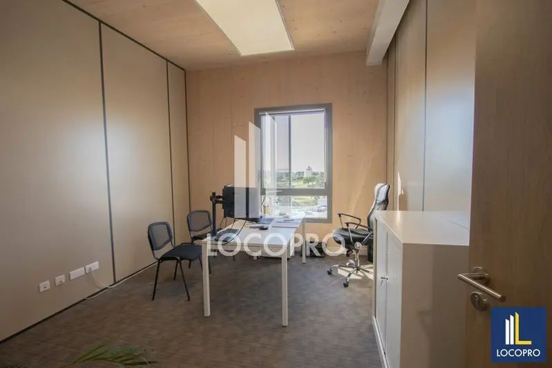Bureau dans Vitrolles à louer Photo intérieure– Image 1 sur 6