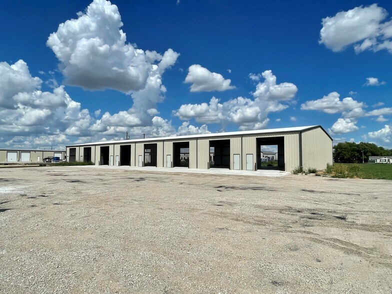 636 County Road 4841, Haslet, TX à louer - Photo de l’immeuble – Image 2 sur 9