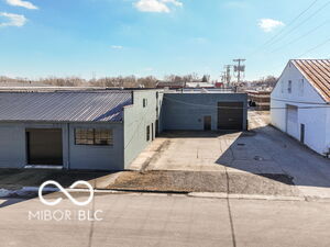 2401 S Monroe St, Muncie, IN à vendre - Photo de l’immeuble – Image 3 sur 22