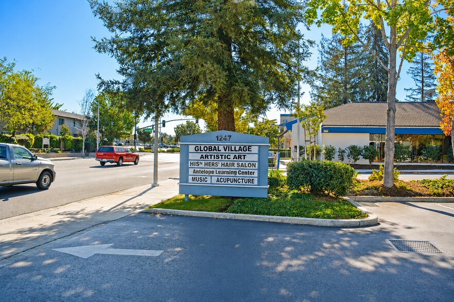 1205-1247 S Park Victoria Dr, Milpitas, CA à louer - Photo de l’immeuble – Image 2 sur 8