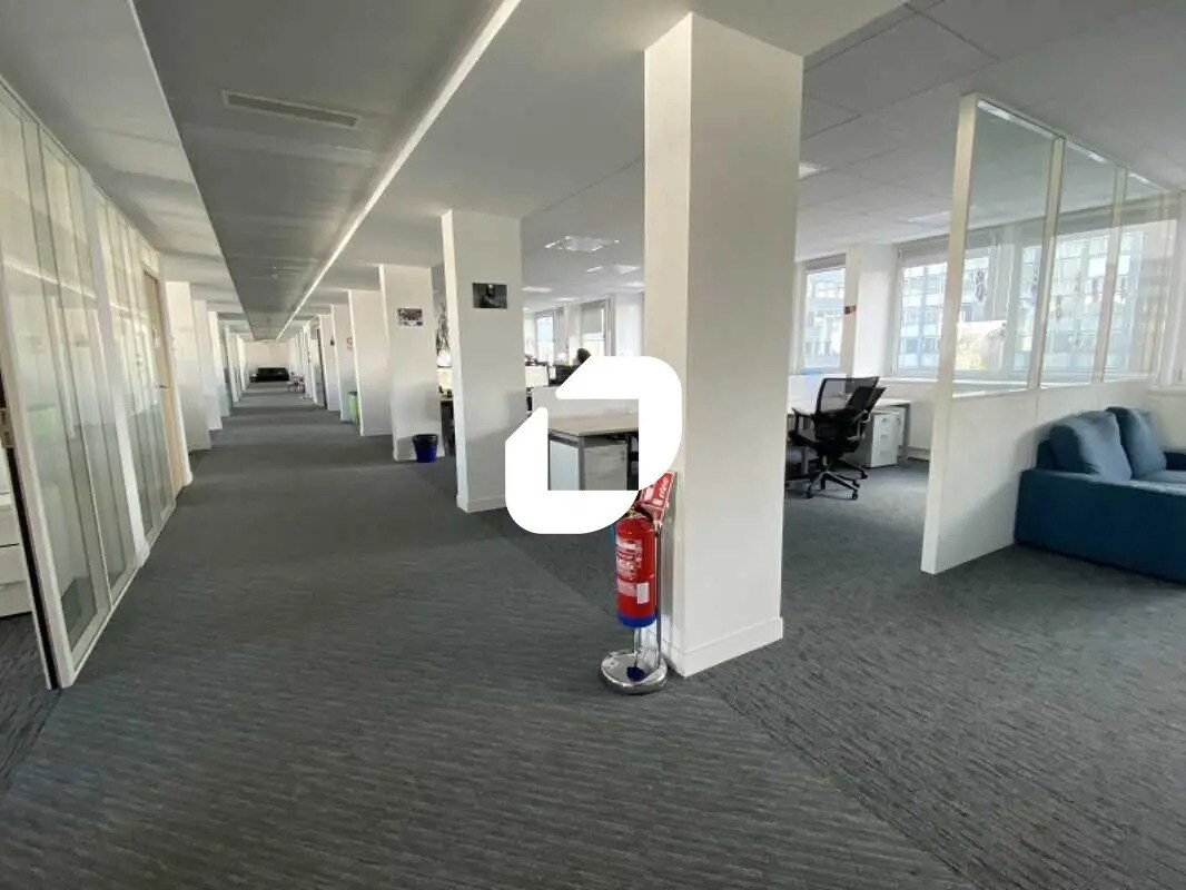 Bureau dans Clichy à vendre Photo de l’immeuble– Image 1 sur 12