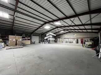 Plus de détails pour Local d'activités à louer