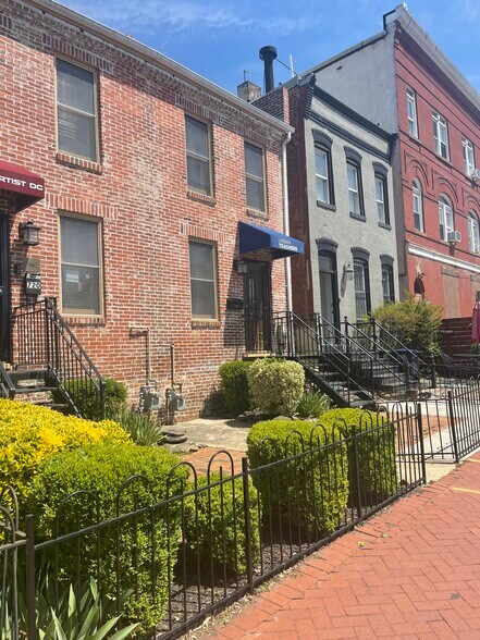 720 I St SE, Washington, DC à louer - Photo de l’immeuble – Image 2 sur 16