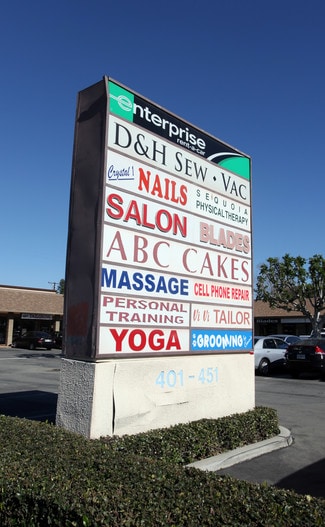 Plus de détails pour 401-451 N Tustin St, Orange, CA - Local commercial à louer