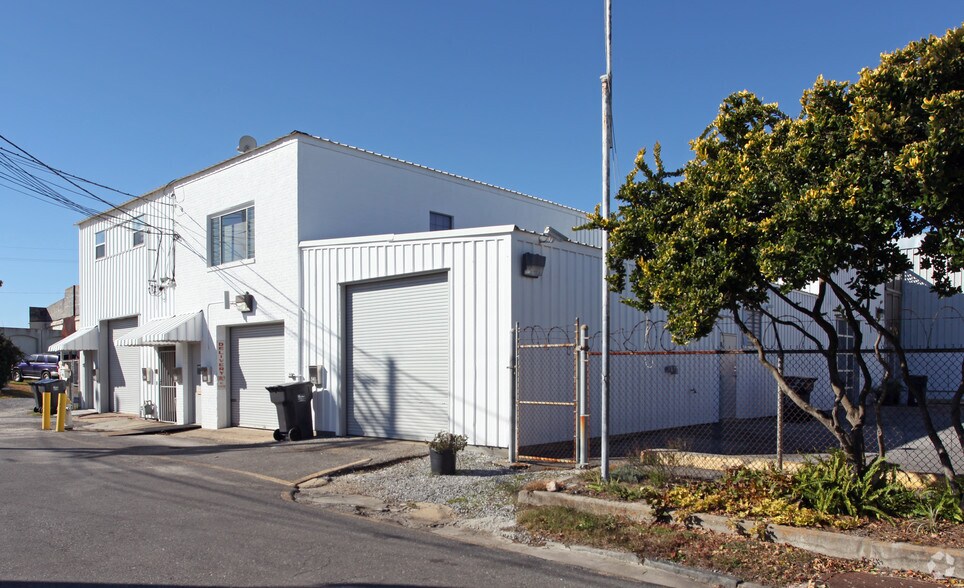 530-540 Louisa St, New Orleans, LA à louer - Photo de l’immeuble – Image 2 sur 9