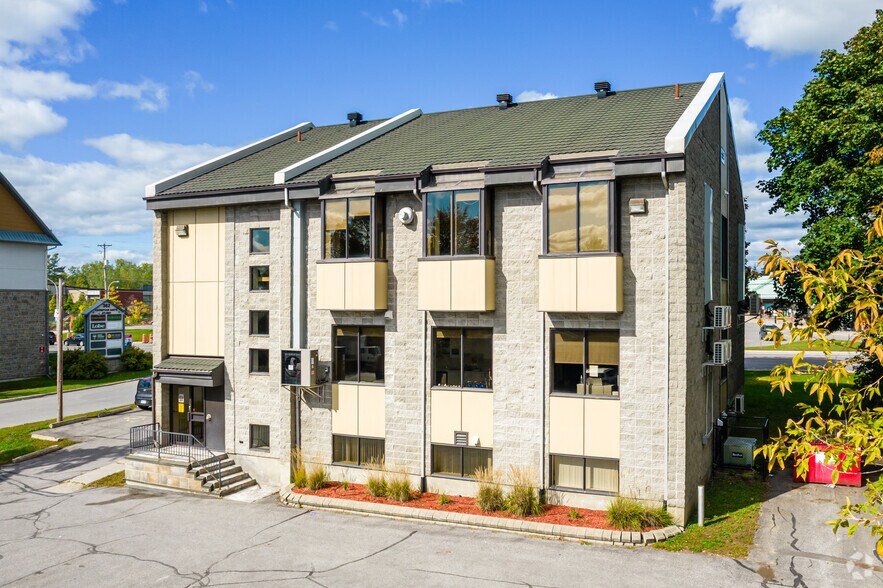 366 Rd Aylmer, Gatineau, QC à vendre - Photo de l’immeuble – Image 2 sur 4