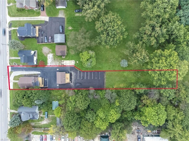 8327 Cleveland Ave NW, North Canton, OH à vendre - Photo de l’immeuble – Image 3 sur 12