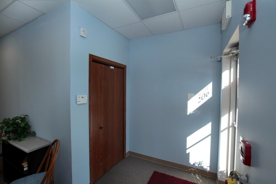 5445 Grand Ave, Gurnee, IL à vendre - Photo de l’immeuble – Image 3 sur 17