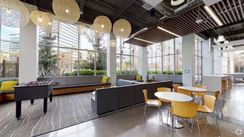 1 Almaden Blvd, San Jose, CA à louer - Photo intérieure – Image 2 sur 8