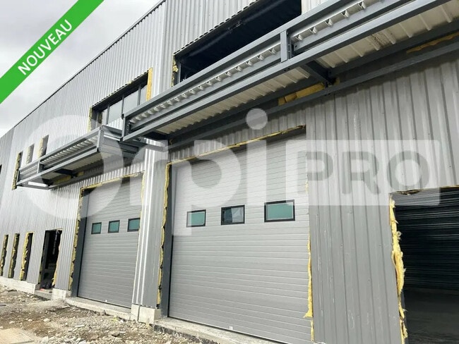 Plus de détails pour Local d’activités à vendre