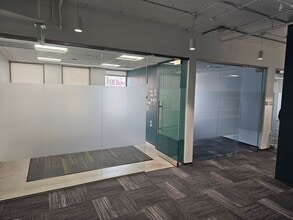 5901 W Century Blvd, Los Angeles, CA à louer Photo intérieure– Image 1 sur 1