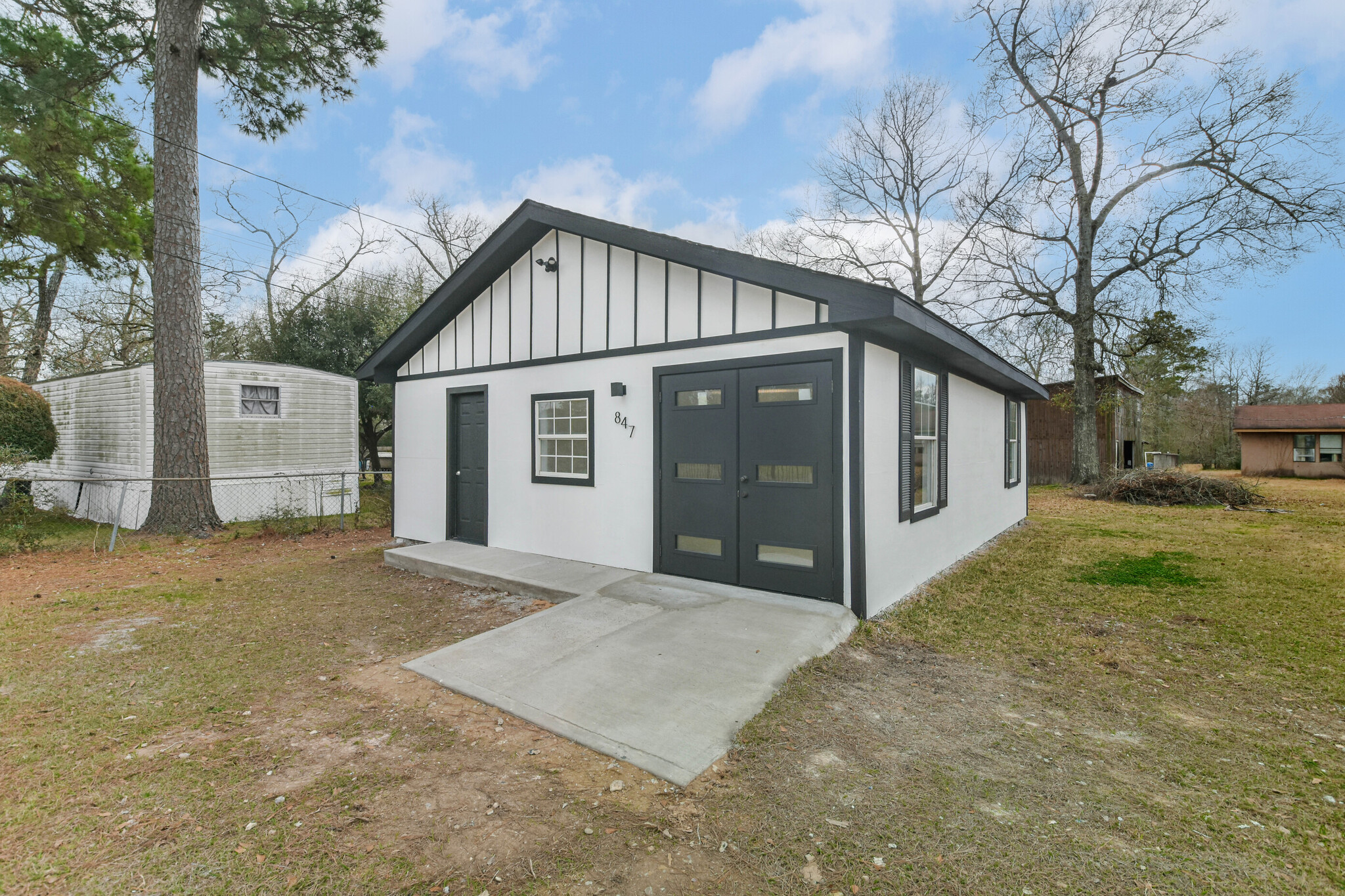 847 Beach Airport Rd, Conroe, TX à louer Photo de l’immeuble– Image 1 sur 20