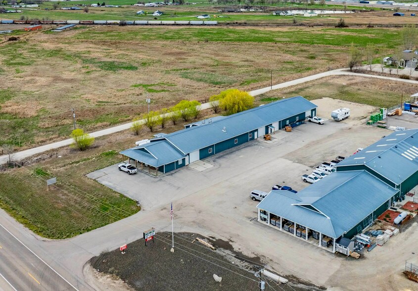 2447 W Highway 52, Emmett, ID à louer - Photo de l’immeuble – Image 3 sur 5