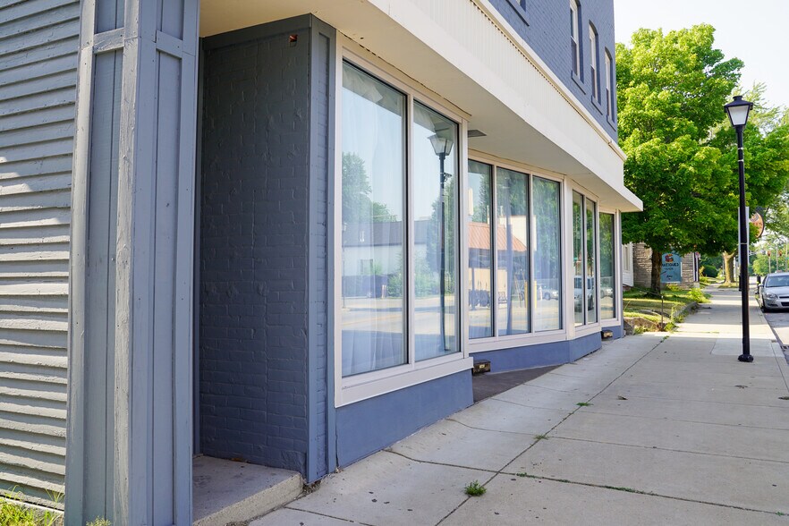 1643 N Wells St, Fort Wayne, IN à vendre - Photo de l’immeuble – Image 3 sur 3