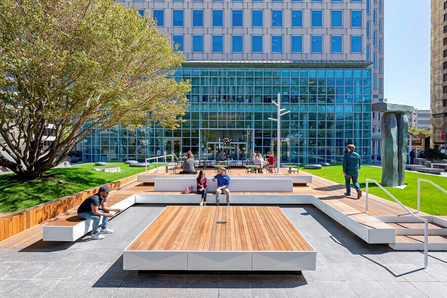 1111 Broadway, Oakland, CA à louer - Photo de l’immeuble – Image 3 sur 16