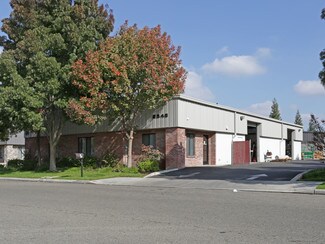 Plus de détails pour 2546 N Business Park Ave, Fresno, CA - Industriel/Logistique à louer