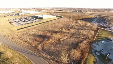 Lots 17 & 18 Technology Pky, Cedar Falls, IA à louer - Vidéo sur l’annonce professionnelle