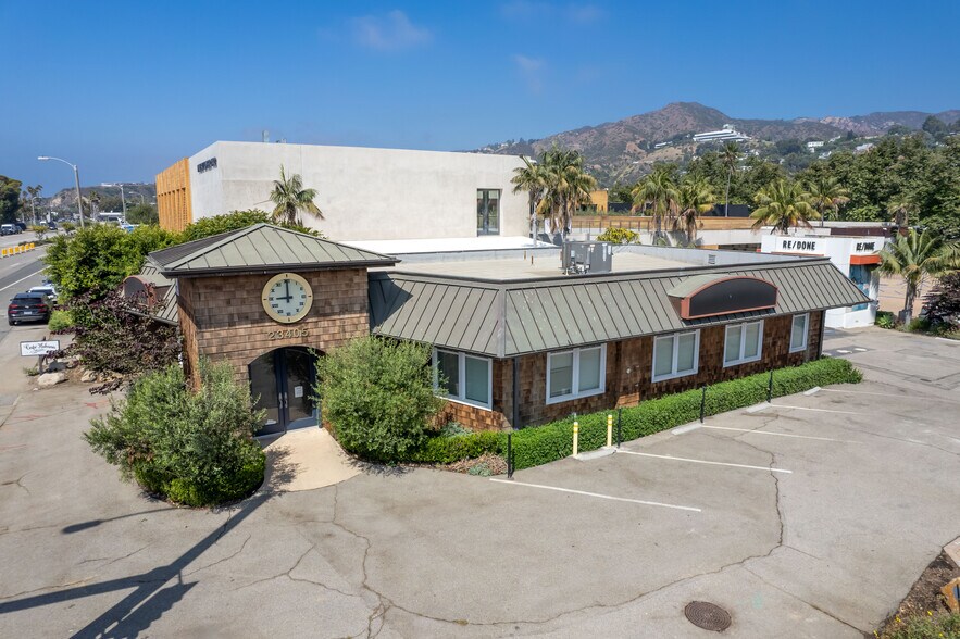 23405 Pacific Coast Hwy, Malibu, CA à louer - Photo de l’immeuble – Image 2 sur 10