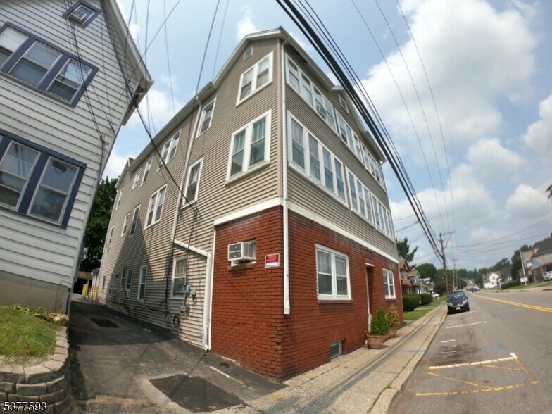 281 S Main St, Wharton, NJ à vendre - Photo de l’immeuble – Image 2 sur 32