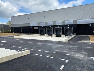 Plus de détails pour Industriel/Logistique à louer
