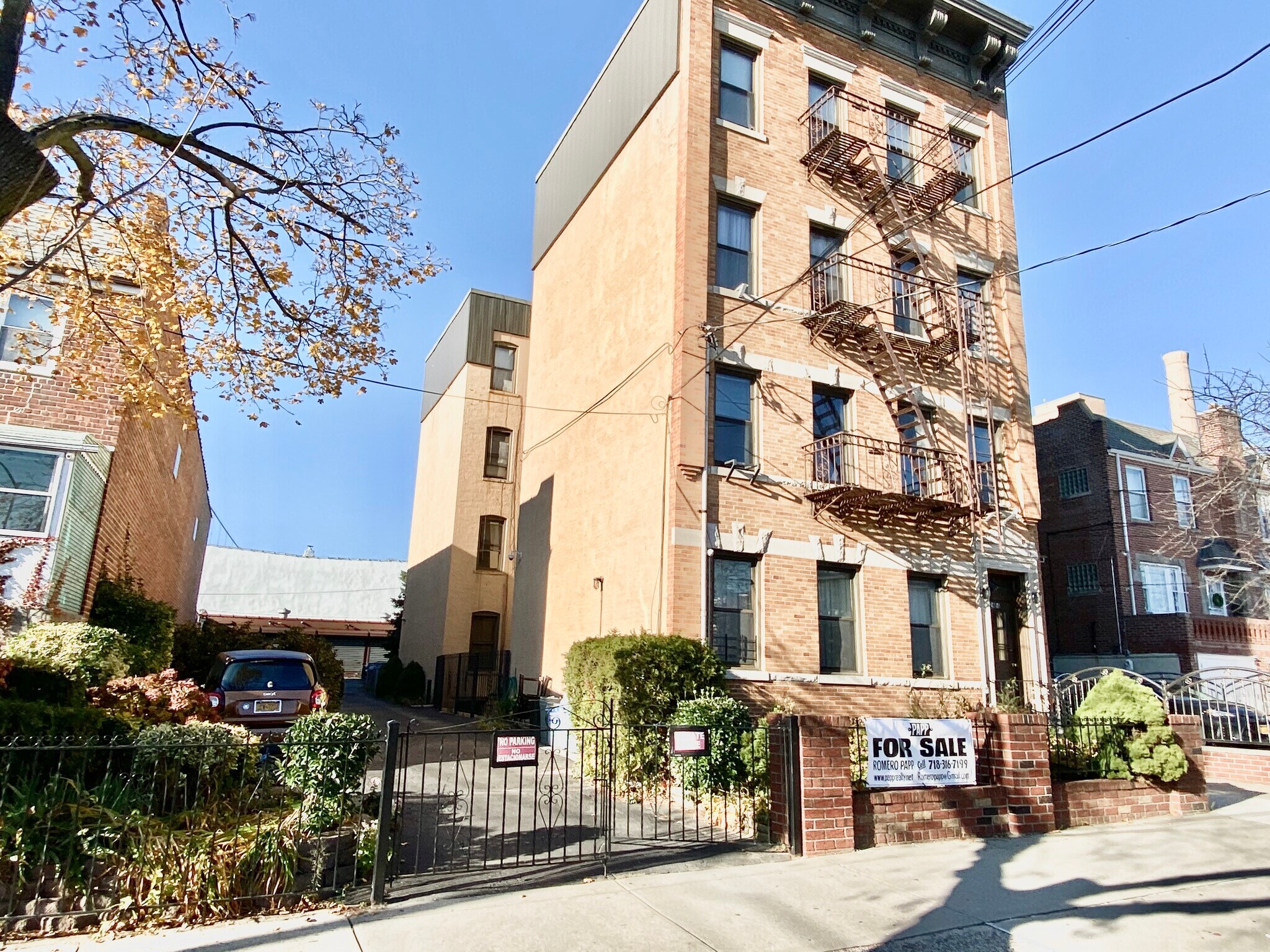 24 Avenue Ditmars Steinway, Astoria, NY à vendre Plan d’étage type– Image 1 sur 26
