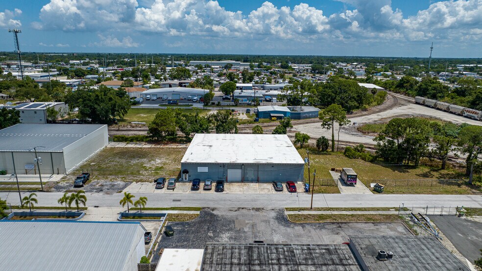 2169 10th St, Sarasota, FL à vendre - Photo de l’immeuble – Image 2 sur 72