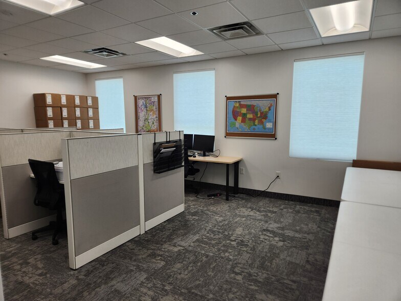 12162 S Business Park Dr, Draper, UT à louer - Photo de l’immeuble – Image 3 sur 9