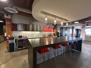 700 N Sacramento Blvd, Chicago, IL à louer Photo intérieure– Image 1 sur 7