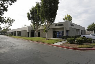 Plus de détails pour 7052 Orangewood Ave, Garden Grove, CA - Local d'activités à louer