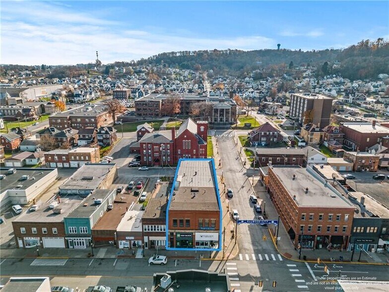 433-435 Lawrence Ave, Ellwood City, PA à vendre - Photo de l’immeuble – Image 3 sur 13