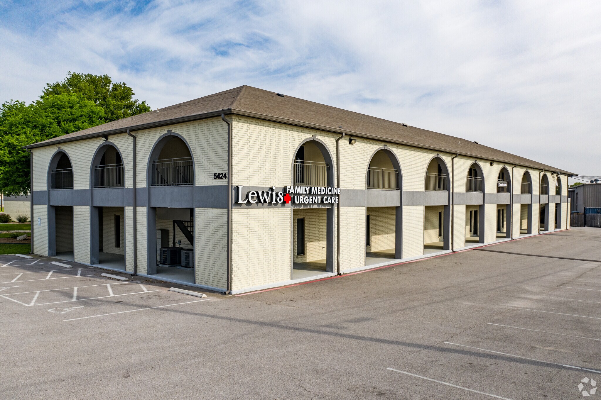 5424 Hwy 290 W, Austin, TX à louer Photo principale– Image 1 sur 5