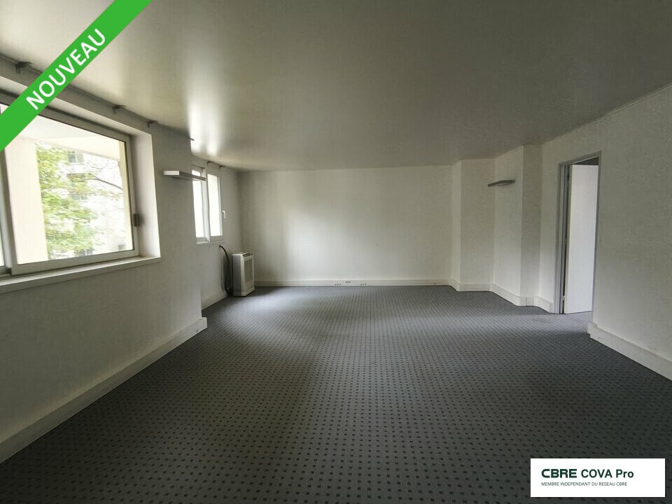 Bureau dans Besançon à louer Photo intérieure– Image 1 sur 9