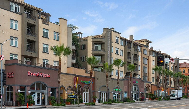 8601 Lincoln Blvd, Los Angeles, CA à louer - Photo de l’immeuble – Image 3 sur 28