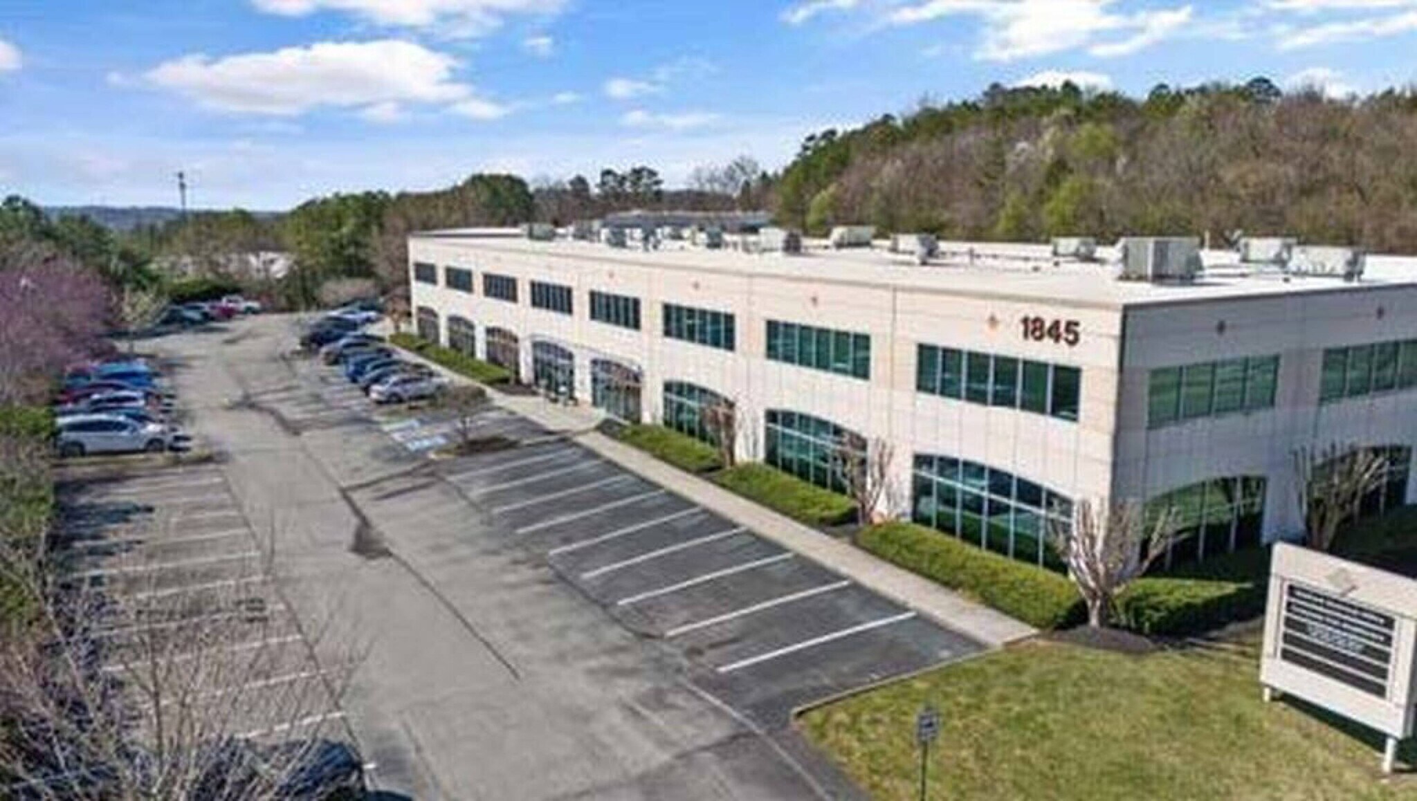 1845 Midpark Rd, Knoxville, TN à louer Photo principale– Image 1 sur 26
