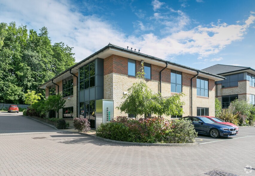 Priory Dr, Newport à louer - Photo de l’immeuble – Image 1 sur 1