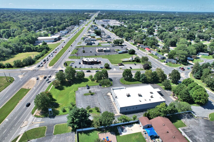 1580 S Dupont Hwy, Dover, DE à louer - Photo de l’immeuble – Image 3 sur 26