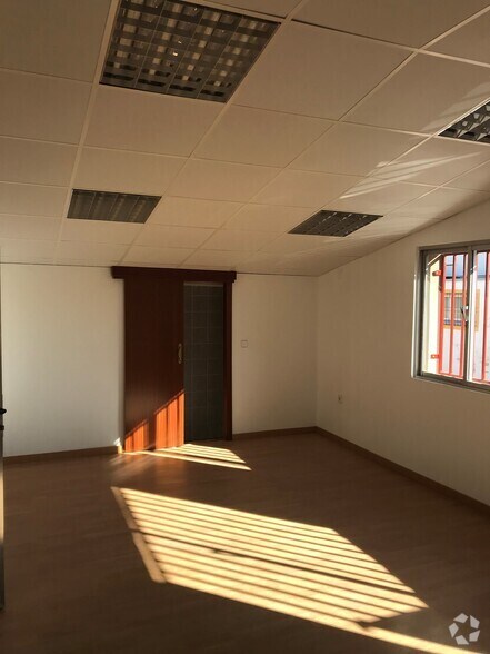 Industriel/Logistique dans Arganda del Rey, Madrid à louer - Photo de l’immeuble – Image 2 sur 5