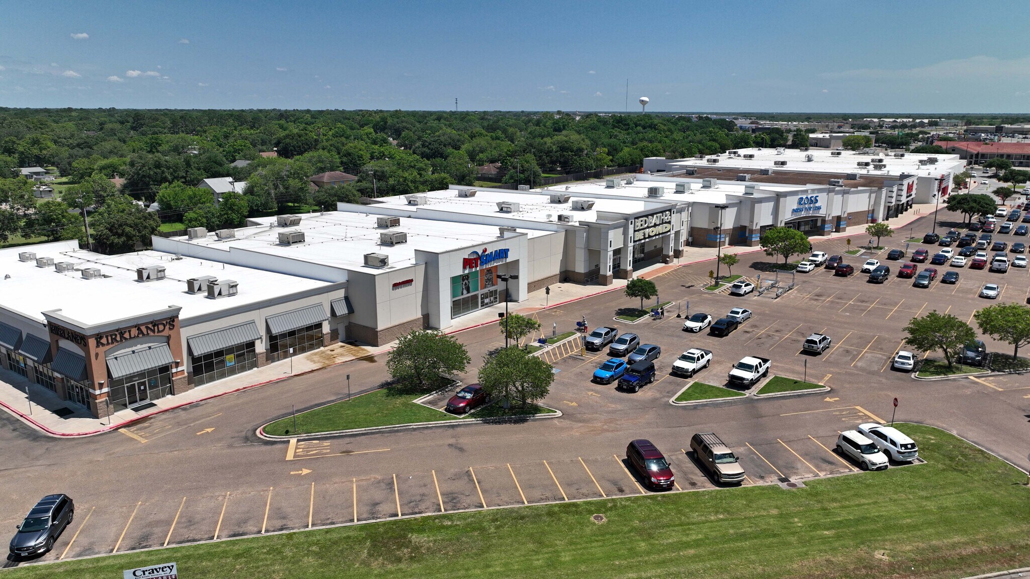7808 NE Zac Lentz Pky, Victoria, TX à louer Photo principale– Image 1 sur 5